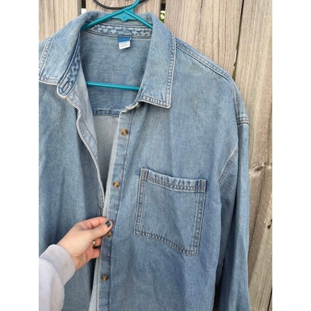 Oversized 90s Grunge Old Navy Denim Button Down Shirt Womens L Blue Raw Hem - Picture 3 of 5